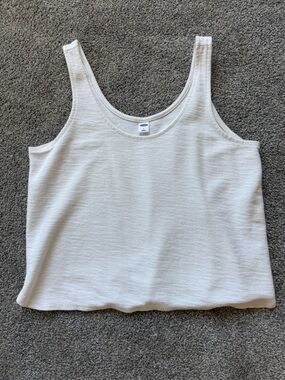 Old Navy Women’s Sweater Tank in Crème de le Crème Small-used